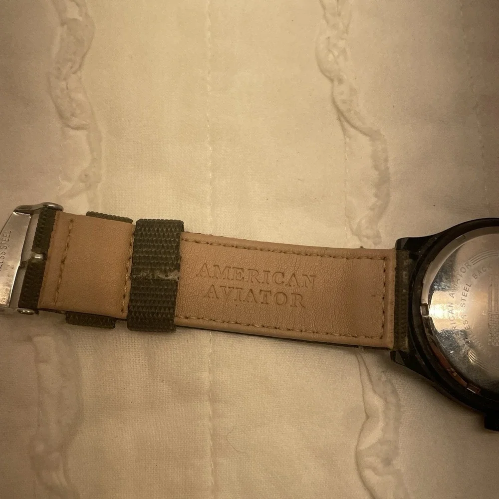 American‎ Aviator Watch Wristwatch Mens Black Green Band Vintage UNTESTED